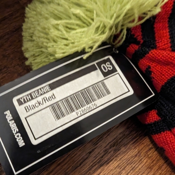 Youth Knit POM Beanie with Metallic Polaris Tag. Youth OS or adult S - Picture 8 of 8